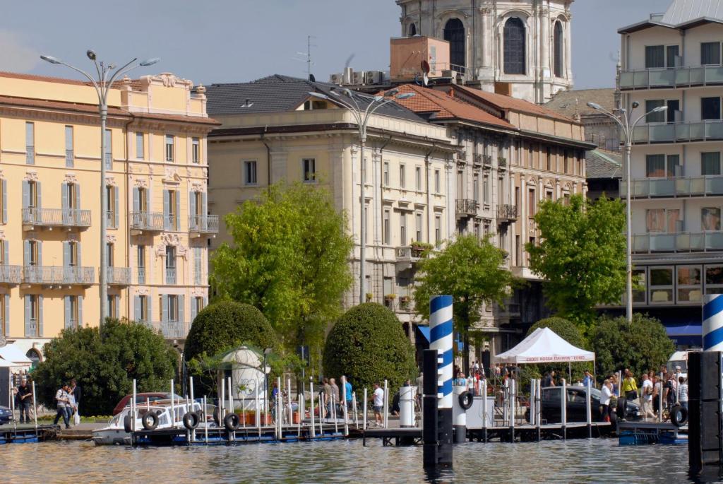 B&B Residenza Cavour Como Zewnętrze zdjęcie